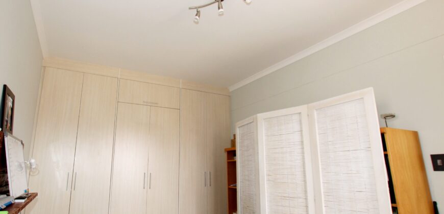 Double Story Townhouse FOR SALE in Kramersdorf!