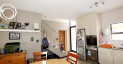 Double Story Townhouse FOR SALE in Kramersdorf!