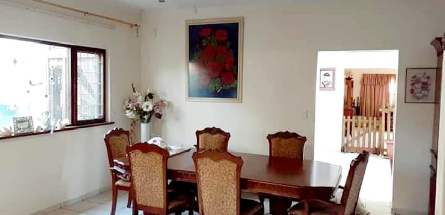 Double Storey 4 Bedroom Home PLUS 1 Bedroom Flat FOR SALE in Vineta, Swakopmund
