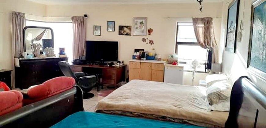 Double Storey 4 Bedroom Home PLUS 1 Bedroom Flat FOR SALE in Vineta, Swakopmund