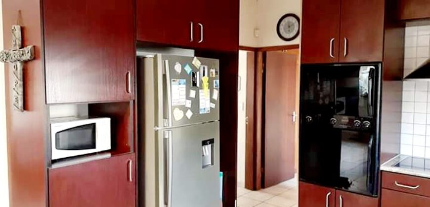 Double Storey 4 Bedroom Home PLUS 1 Bedroom Flat FOR SALE in Vineta, Swakopmund