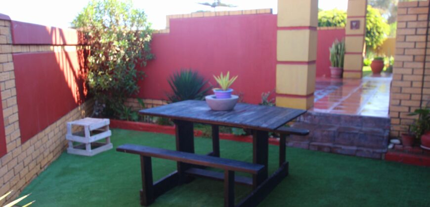 4 Bedroom Home For Sale with 2 Bedroom Flat in Vineta, Swakpomund