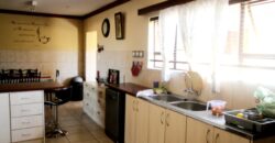 4 Bedroom Home For Sale with 2 Bedroom Flat in Vineta, Swakpomund