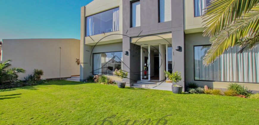 🏡6 Bedroom home for sale🏡