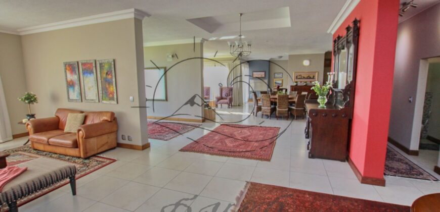🏡6 Bedroom home for sale🏡