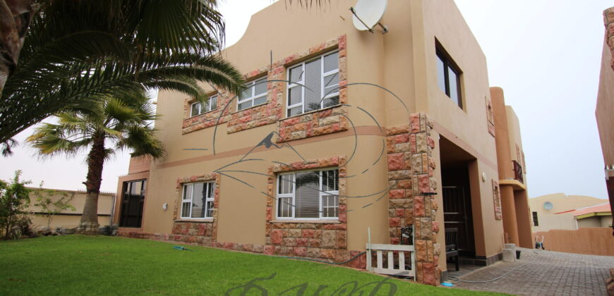 🏘Two duplex townhouses for sale in Long Beach Ext 1🏘