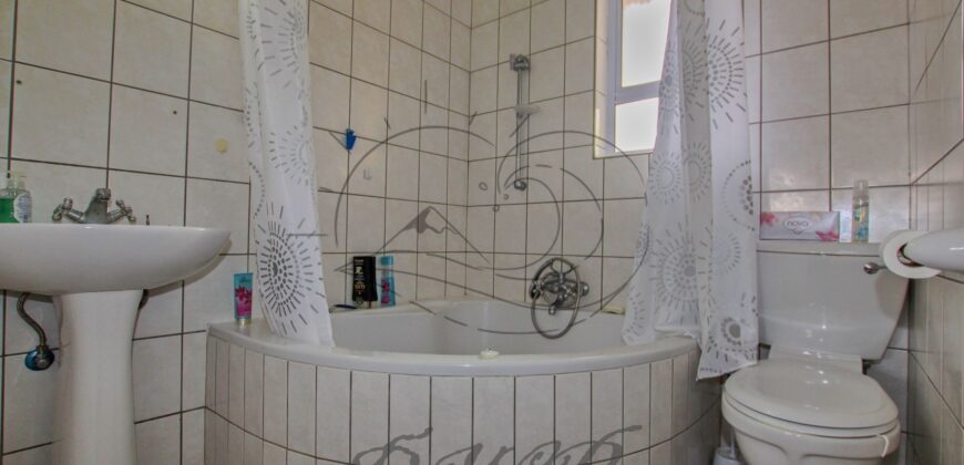 🏠Bachelor unit for sale in Long Beach, Walvis Bay🏠