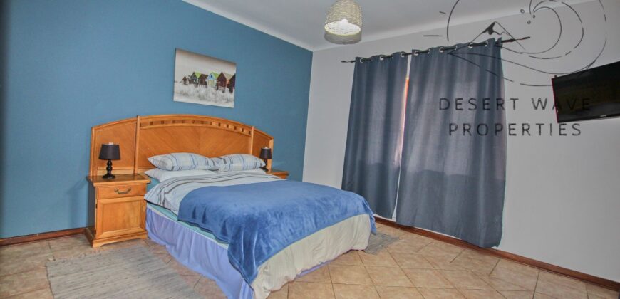 🏡3 Bedroom house with 2 bedroom flat for sale in Ext 9, Swakopmund🏡