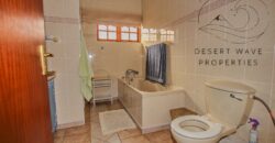 🏡3 Bedroom house with 2 bedroom flat for sale in Ext 9, Swakopmund🏡