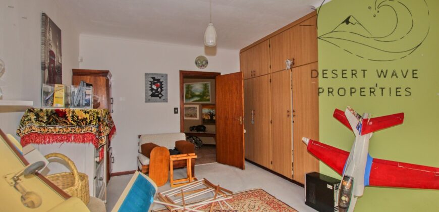 🏡3 Bedroom house with 2 bedroom flat for sale in Ext 9, Swakopmund🏡