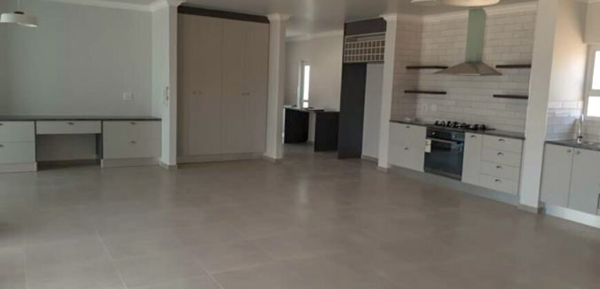 Family Home For Sale in Henties Bay – Sunbay!