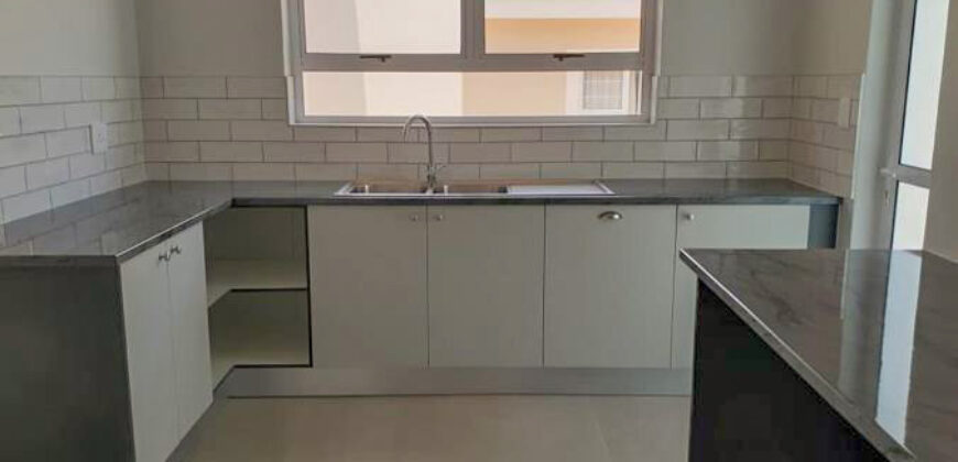 Family Home For Sale in Henties Bay – Sunbay!